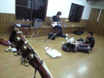 090722_noubands