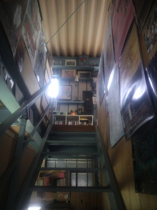 20140831_stairway_to_hobby_room